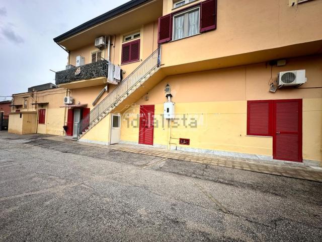 Villetta indipendente in vendita di 140 m² in Via Cantariello