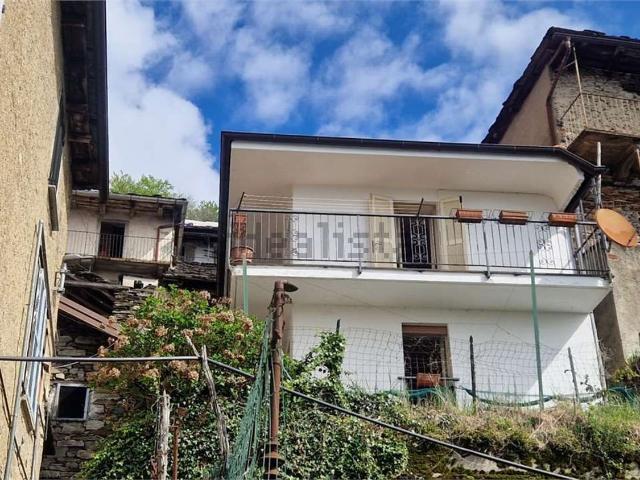 Villetta indipendente in vendita di 140 m² in Via Capoluogo