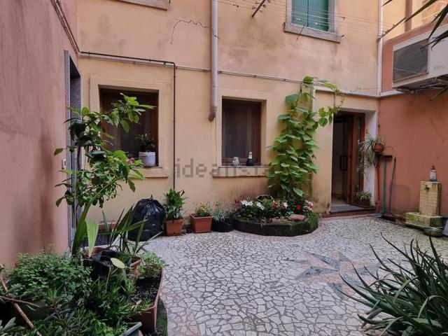 Villetta indipendente in vendita di 140 m² in Via Cesare Battisti
