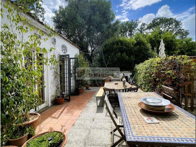 Villetta indipendente in vendita di 140 m² in Via Clarice Tartufari, 161