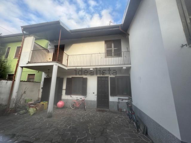 Villetta indipendente in vendita di 140 m² in Via Croce, 2