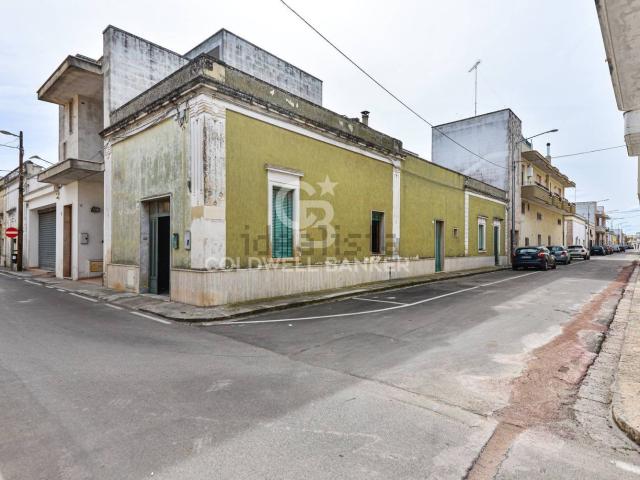 Villetta indipendente in vendita di 140 m² in Via Armando Diaz