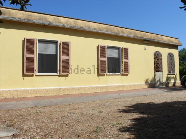 Villetta indipendente in vendita di 140 m² in Via Aurelia Nord, 102