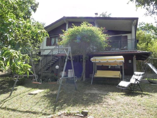 Villetta indipendente in vendita di 140 m² in Via Bellavista