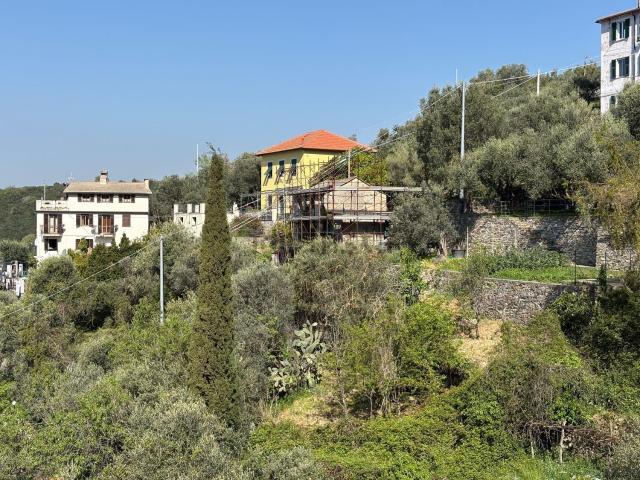 Villetta indipendente in vendita di 140 m² in Via Buratella, 33