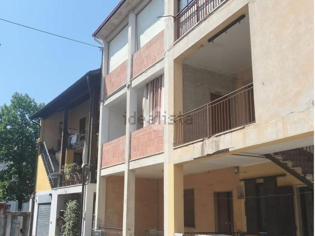 Villetta indipendente in vendita di 140 m² in Via G. Pascoli, 16