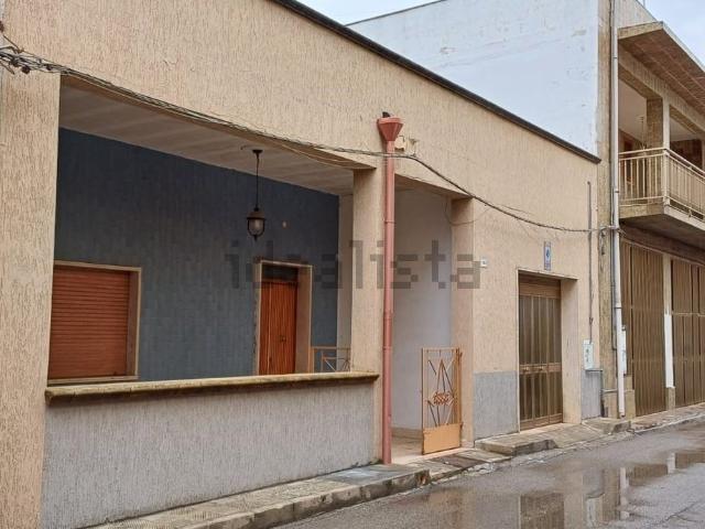 Villetta indipendente in vendita di 140 m² in Via Giuseppe Verdi, 14