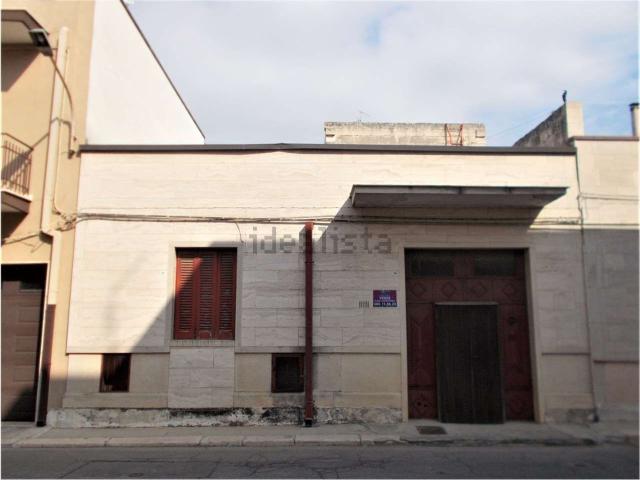 Villetta indipendente in vendita di 140 m² in Via Giacomo Matteotti, 29