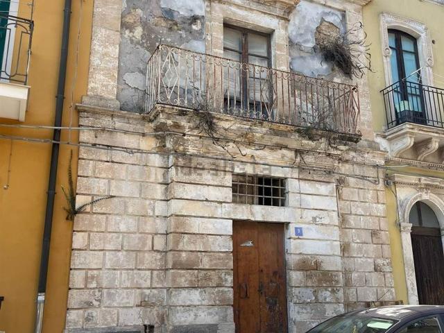 Villetta indipendente in vendita di 140 m² in Via Guglielmo Pepe, 9