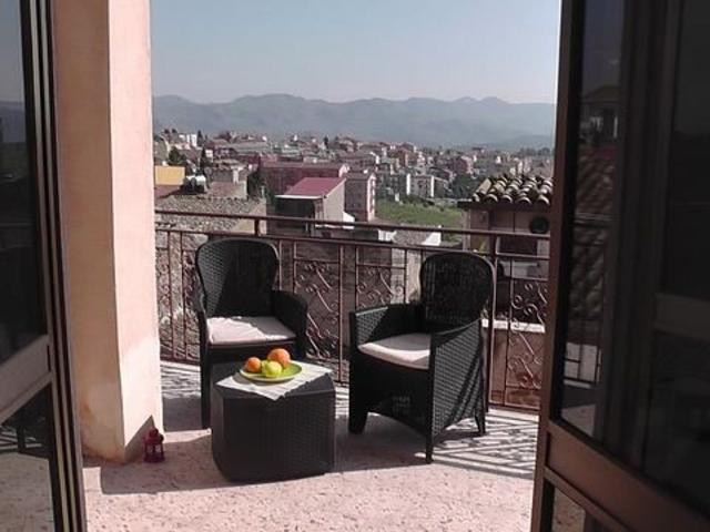 Villetta indipendente in vendita di 140 m² in Via Dato