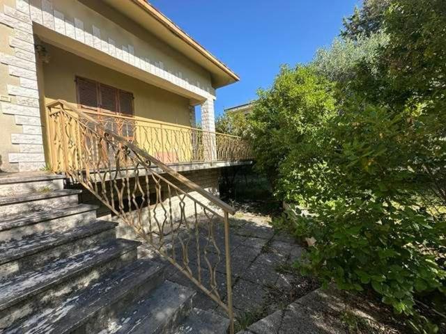 Villetta indipendente in vendita di 140 m² in Via del Mare