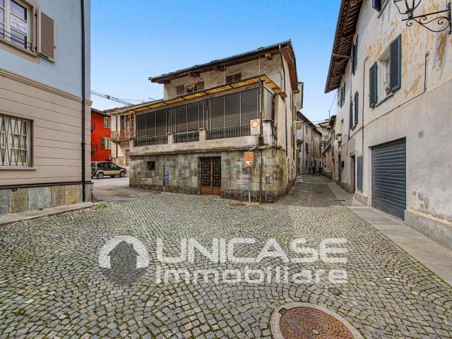 Villetta indipendente in vendita di 140 m² in Via Denina Carlo, 18