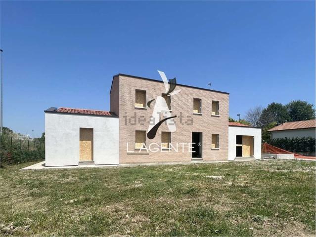 Villetta indipendente in vendita di 140 m² in Via Mulino