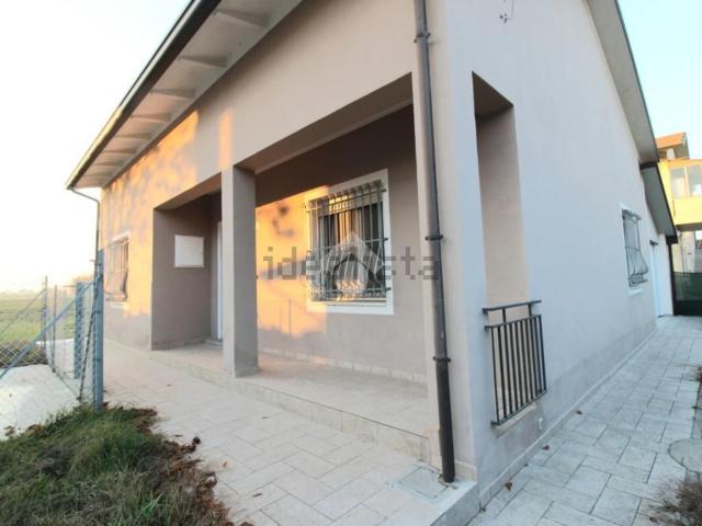 Villetta indipendente in vendita di 140 m² in Via San Giorgio, 2563