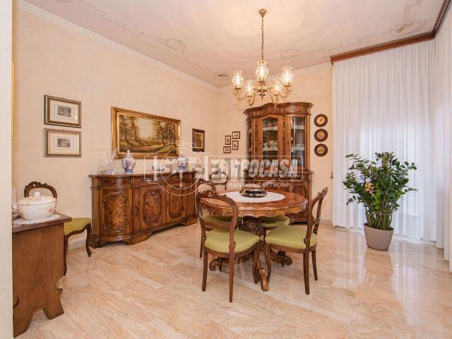 Villetta indipendente in vendita di 140 m² in Via Pascoli, 20