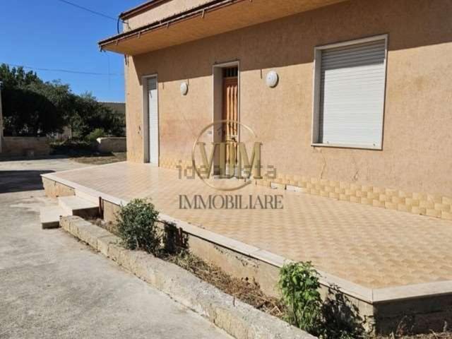Villetta indipendente in vendita di 140 m² in Via Pio la Torre