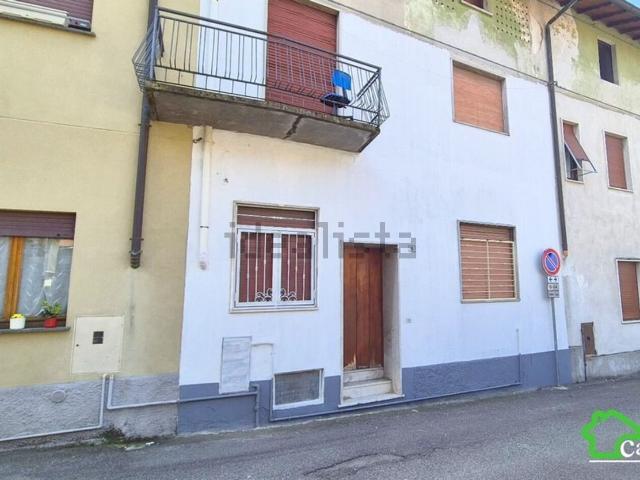 Villetta indipendente in vendita di 140 m² in Via Roma, 43