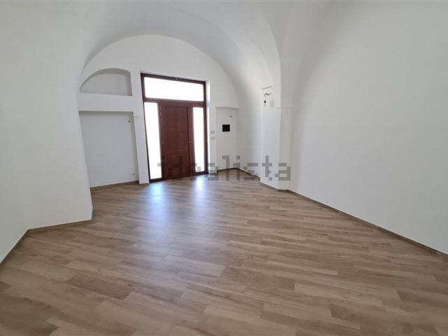 Villetta indipendente in vendita di 140 m² in Via roma, 203