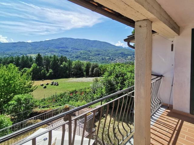 Villetta indipendente in vendita di 140 m² in Via Viaccia