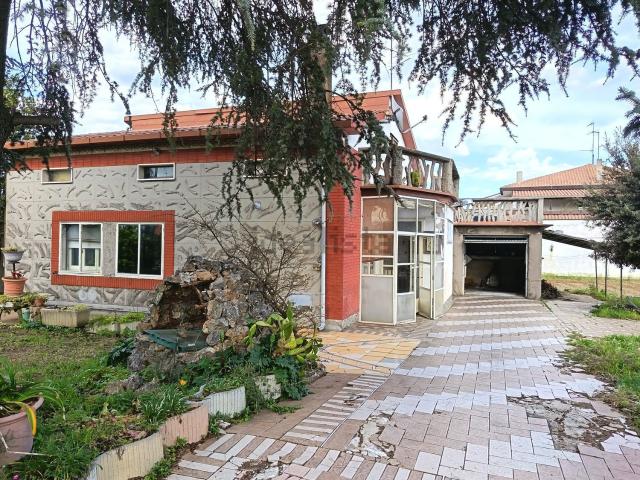 Villetta indipendente in vendita di 140 m² in Contrada Villa Stanazzo, 80