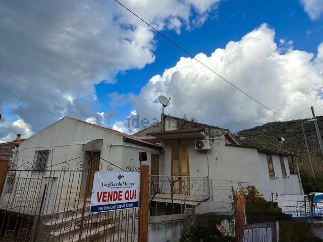 Villetta indipendente in vendita di 140 m² in Contrada Ferretta