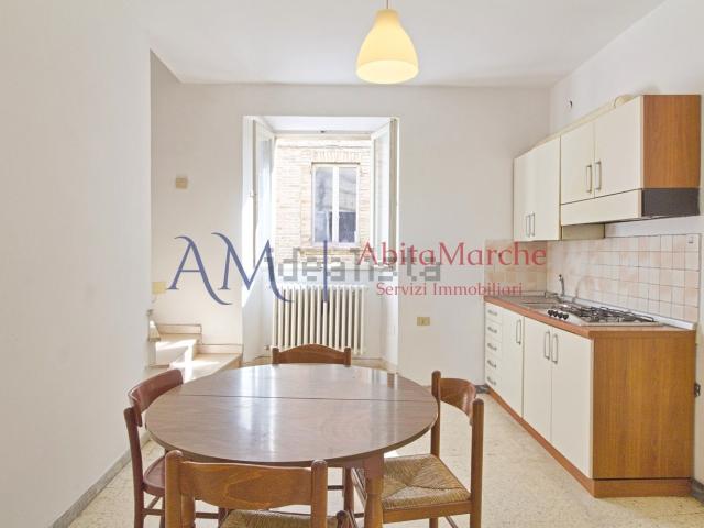 Villetta indipendente in vendita di 140 m² in Corso Cavour, 35