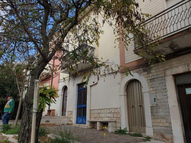 Villetta indipendente in vendita di 140 m² in Corso del Popolo, 59