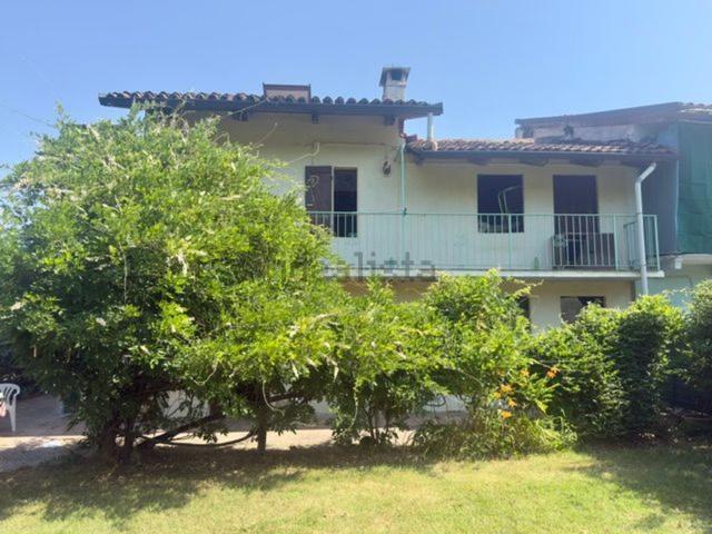 Villetta indipendente in vendita di 140 m² in Frazione Valunga, 33