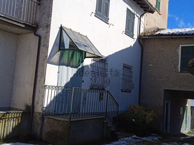 Villetta indipendente in vendita di 140 m² in Frazione Cadepiaggio