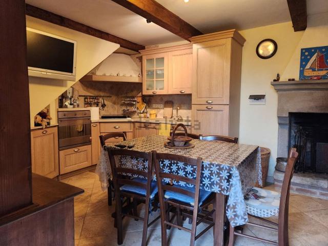 Villetta indipendente in vendita di 140 m² in Località Banzena, 11