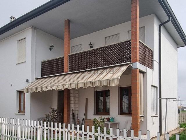 Villetta indipendente in vendita di 140 m² in Piazza Natività, 115