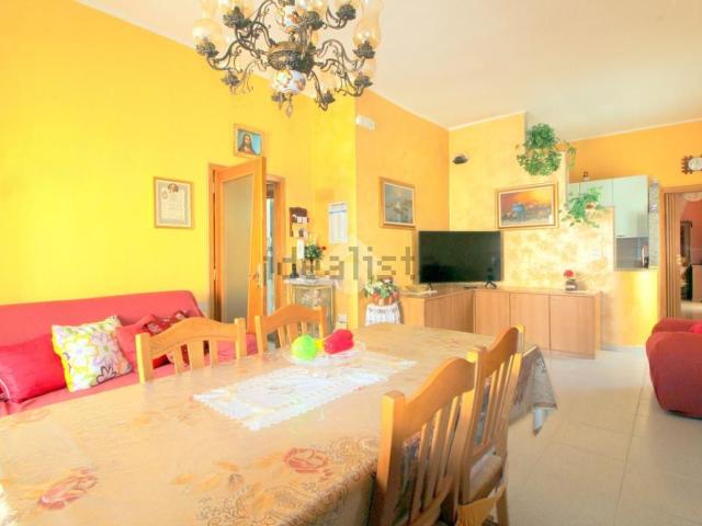 Villetta indipendente in vendita di 141 m² in Via Cesare Battisti, 34