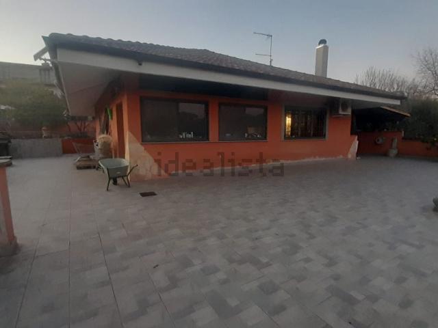Villetta indipendente in vendita di 141 m² in Via Ilaria Alpi, 30