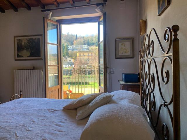 Villetta indipendente in vendita di 141 m² in Via Senese, 165
