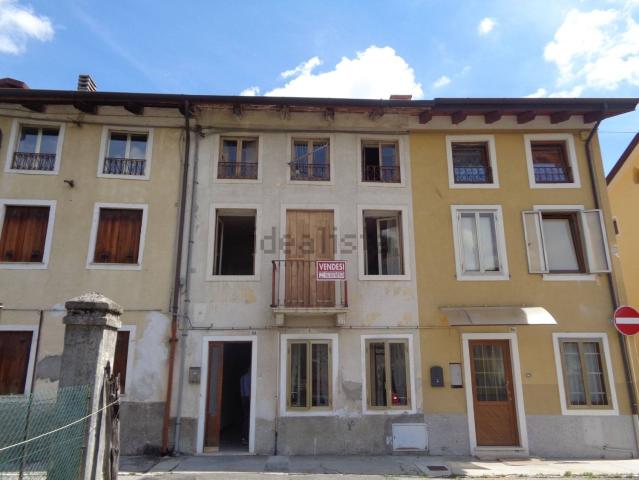 Villetta indipendente in vendita di 141 m² in Via Ruetta