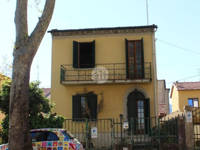 Villetta indipendente in vendita di 141 m² in Viale Adua, 1