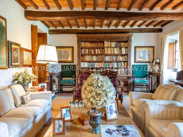 Villetta indipendente in vendita di 1425 m² in Località San Leolino, 10