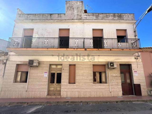 Villetta indipendente in vendita di 142 m² in Via Francesco Azzolini, 6