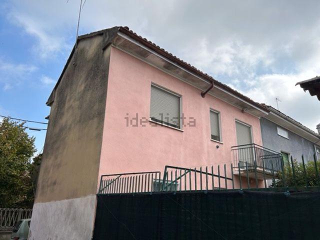 Villetta indipendente in vendita di 142 m² in Via Santa Caterina, 20