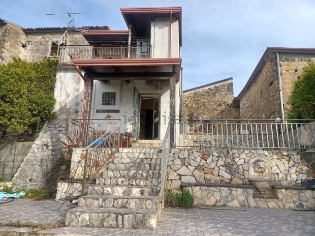 Villetta indipendente in vendita di 142 m² in Via Vicinato, 11