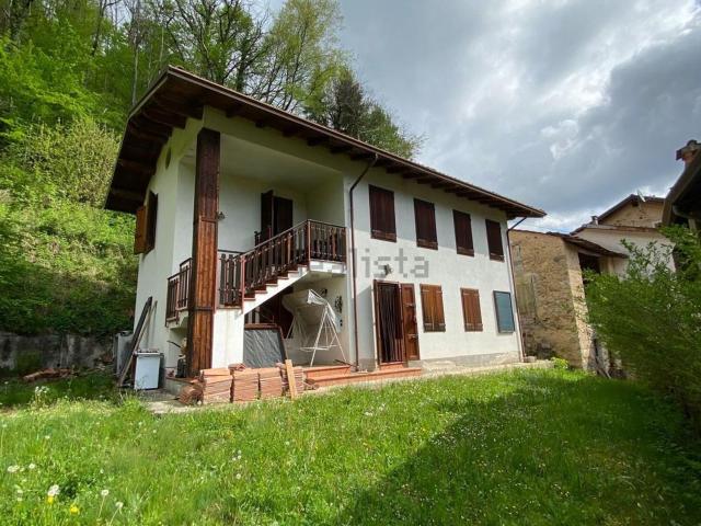 Villetta indipendente in vendita di 142 m² in Contrada Xomo