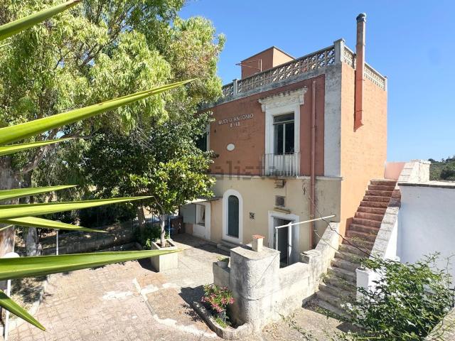 Villetta indipendente in vendita di 142 m² in Contrada Sant&apos Oceano