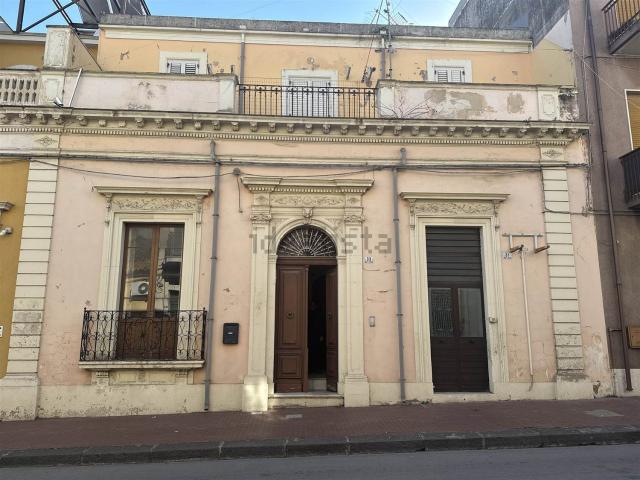 Villetta indipendente in vendita di 142 m² in Corso Vittorio Emanuele, 31