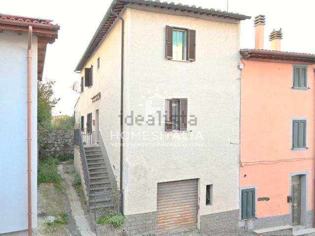 Villetta indipendente in vendita di 142 m² in Piazza Umberto I, 3