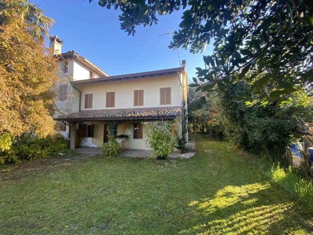 Villetta indipendente in vendita di 143 m² in Via Frassinedo, 40