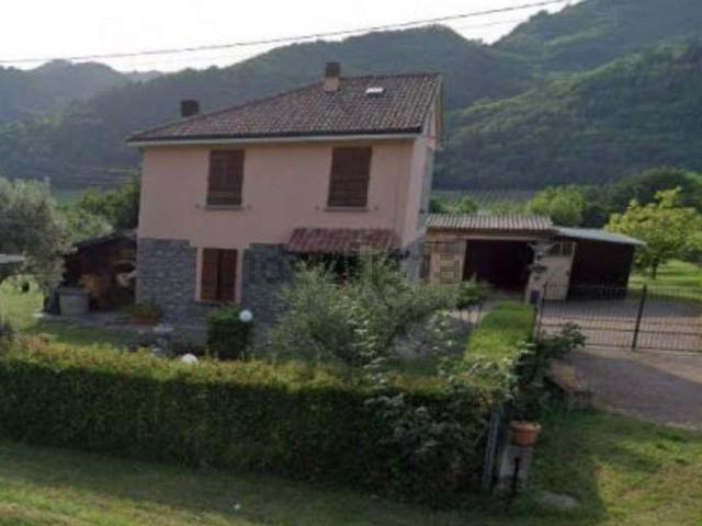 Villetta indipendente in vendita di 144 m² in Via Cerreto di Sopra
