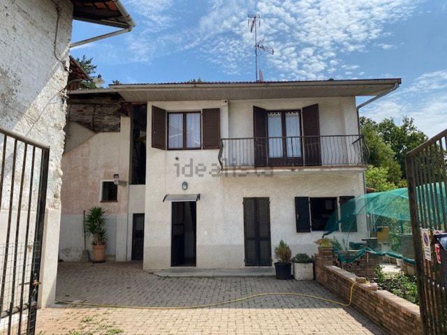 Villetta indipendente in vendita di 144 m² in Via Angelo Valazza