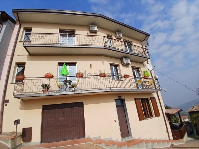 Villetta indipendente in vendita di 144 m² in Piazza Castello