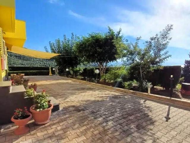 Villetta indipendente in vendita di 145 m²