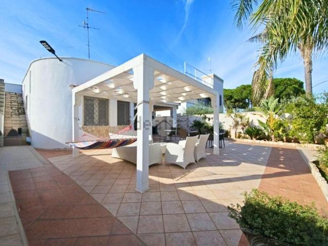 Villetta indipendente in vendita di 145 m² in Via 301, 15